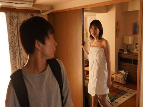 Bercinta satu sama lain selama tiga hari dengan saudara perempuan pacarku